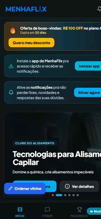 A mesma escola aberta no celular do aluno, como app instalável